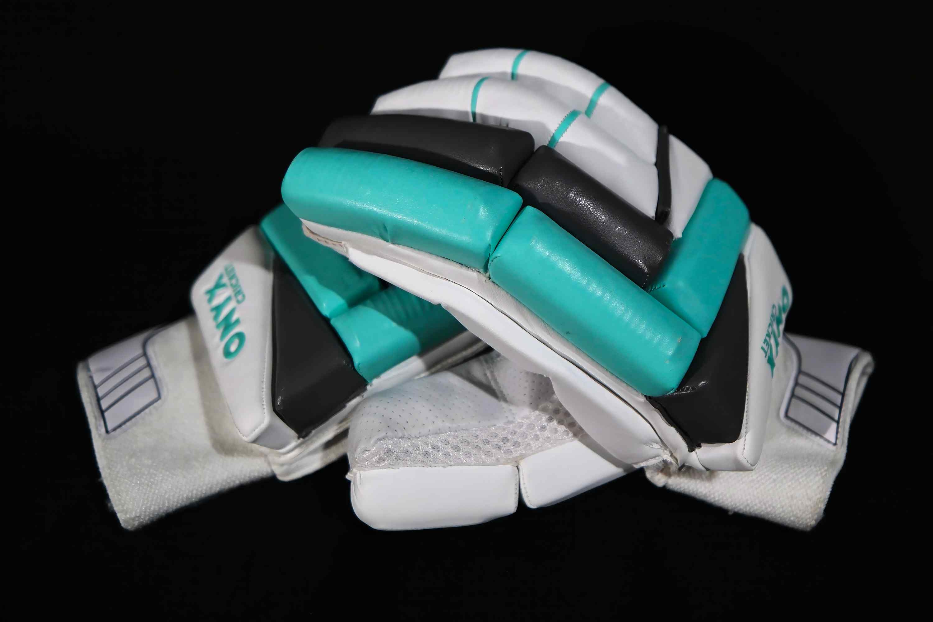 Best batting gloves 2018 online